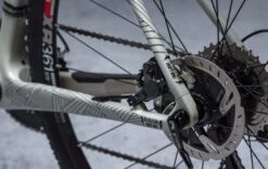 Dyedbro Montuurbeschermingskit - Stay Free Zwart -Fietsonderdelen Winkel 03 DBF11108