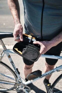 Fidlock TWIST Gereedschapsset + Bike Base - Zwart -Fietsonderdelen Winkel 09653 BLK fidlock TWIST toolbox bikebase outdoor 05