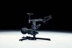 Wahoo Fitness KICKR Fiets V2 Wifi -Fietsonderdelen Winkel Wahoo KICKR BIKE v2 WFBIKE3 PROFILE 02311