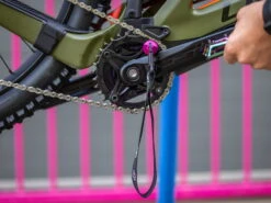 Muc-Off E-bike Aandrijflijn Gereedschap -Fietsonderdelen Winkel mu acc 2652 EBIKE Drivetrain Tool use 2 ID 38203